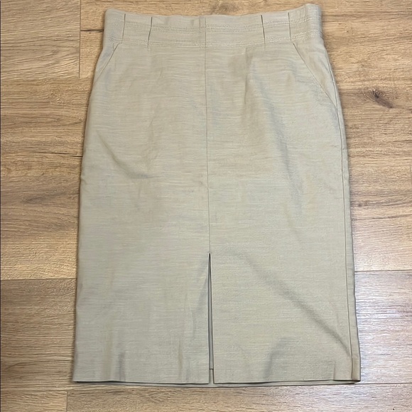 Ann Taylor | New tan linen blend midi pencil skirt Women’s size 10 front slit - Picture 9 of 9